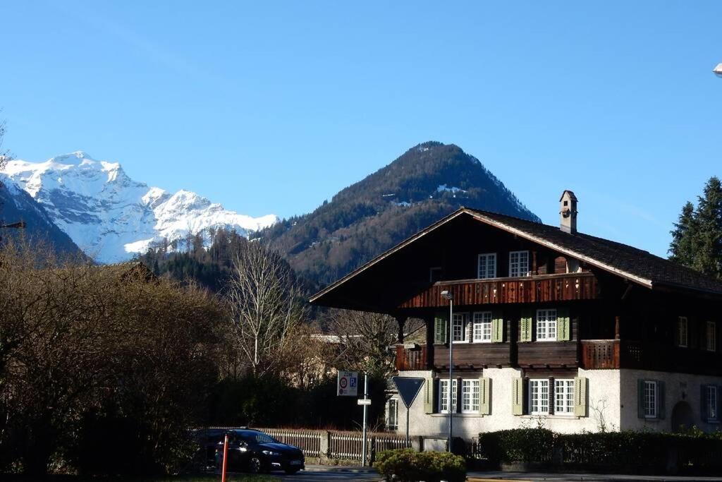 Zentral Gelegene Wohnung Mit Grossem Garten Interlaken Exterior photo